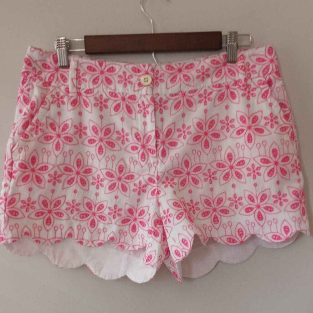 'crown & ivy' Shelby Shorts Size 10 White/Pink embroidered EUC